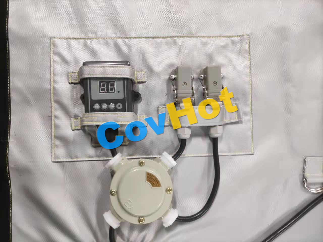 電伴熱<a href=http://www.ph-sh.cn/e/tags/?tagname=%E4%BF%9D%E6%B8%A9%E5%A5%97 target=_blank class=infotextkey>保溫套</a>